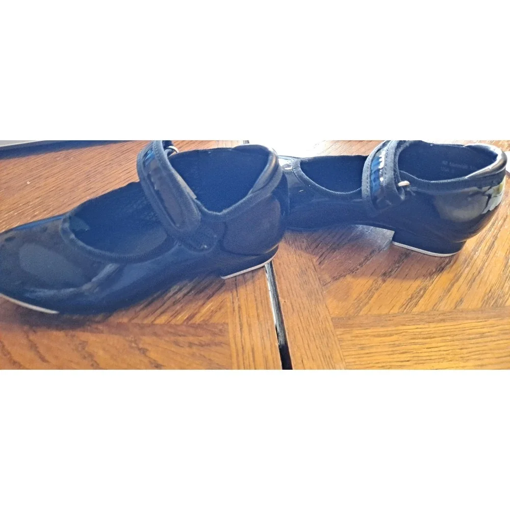 Danskin Freestyle Patent‎ Black Tap Dance Shoes Girls Size 9